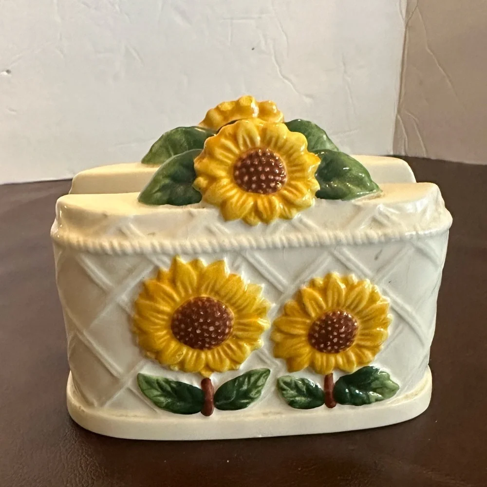 Kimco napkin holder